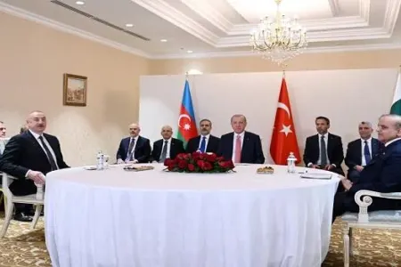 Laçında Üçtərəfli Zirvə görüşü keçirilir