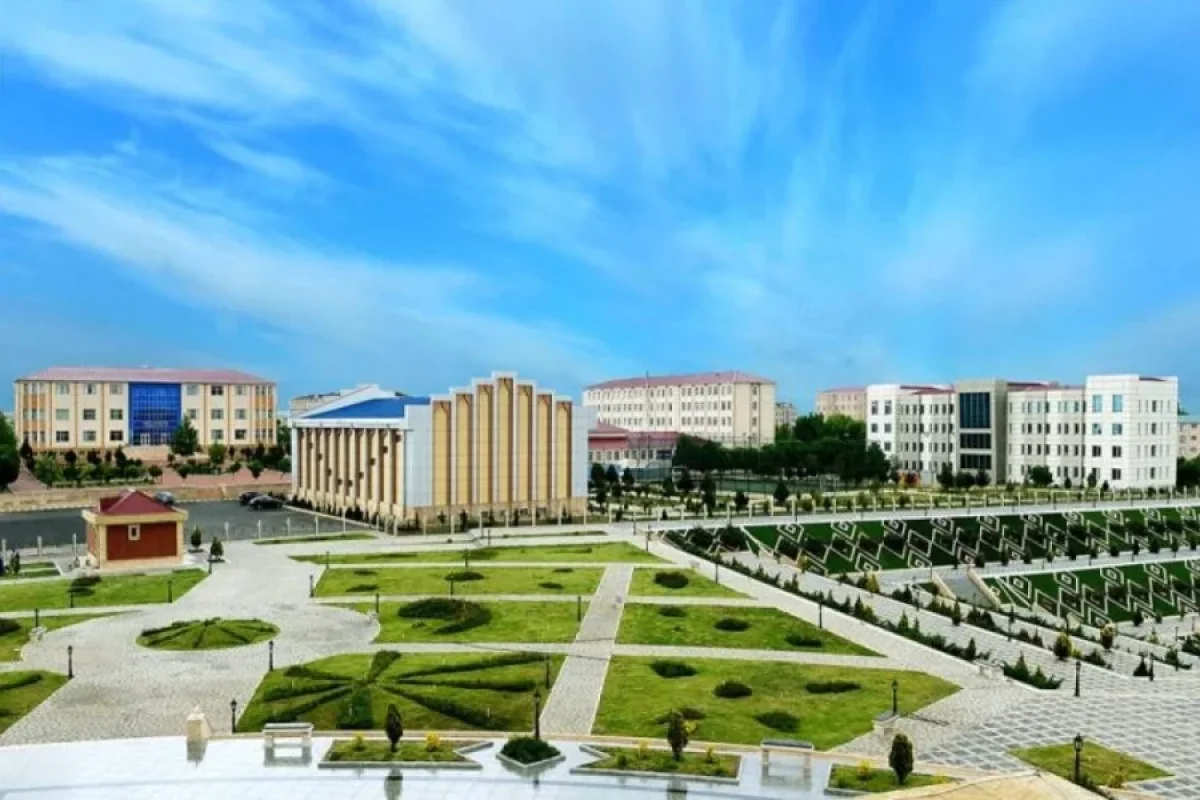 Bu univeristet üçün kampus - TİKİLƏCƏK