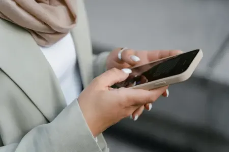 Smartfonunuzdakı yeddi ən təhlükəli PROQRAM