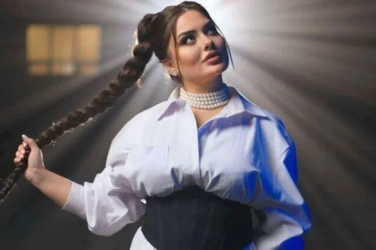 Azərbaycanlı müğənnini "daş-qalaq etdilər"