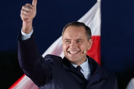 Rusiyanın axtarışa verdiyi şəxs prezident oldu