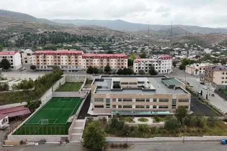 Xankəndi, Xocalı və Ağdərədə qanunsuz tikililər sökülür