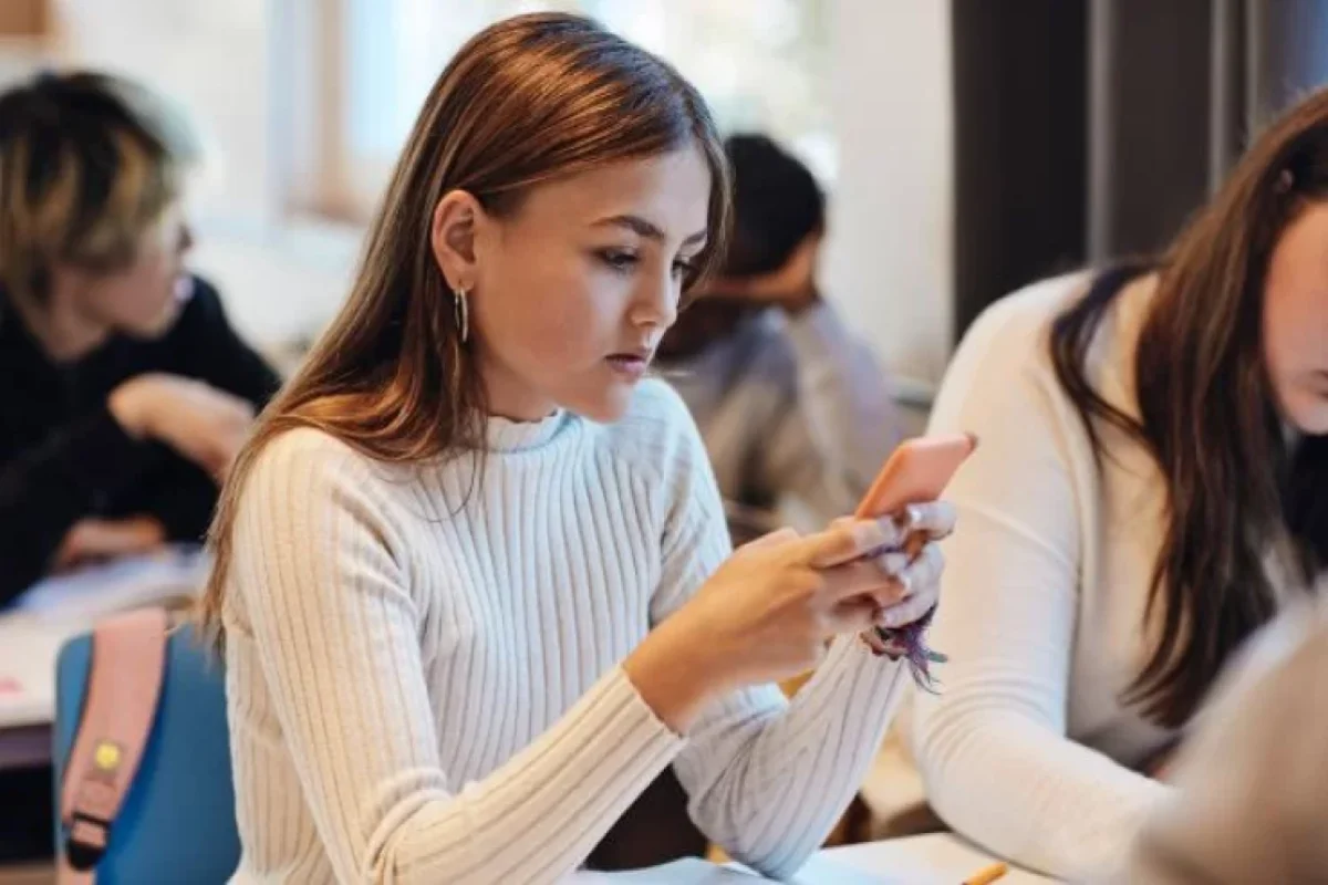 “Instagram” yeniyetmələri şokedici məzmunla bombalayır: - yeni araşdırma həqiqəti üzə çıxardı