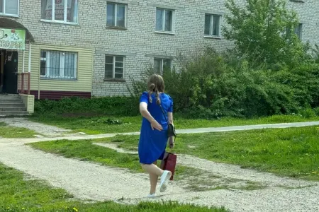 Taleyinizlə oynamağı dayandırın: - Bu vərdiş həyatınızın ən azı 10 ilini alır