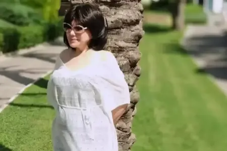 Flora Kərimova uzun müddət sonra - FOTO