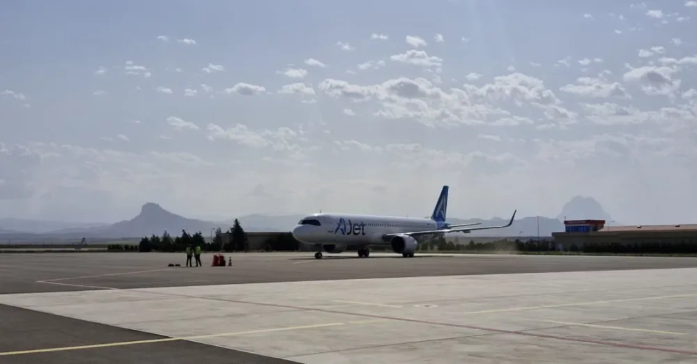 İstanbul - Naxçıvan reysi üzrə - UÇUŞLARA BAŞLANILDI