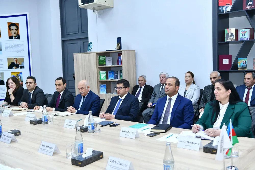 “Elm və təhsilə birgə baxış” layihəsi ilə universitetlərdə görüşlər keçirilir