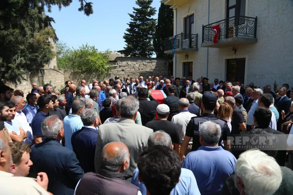 İtkin şəhidimizlə vida mərasimi keçirilir - FOTO