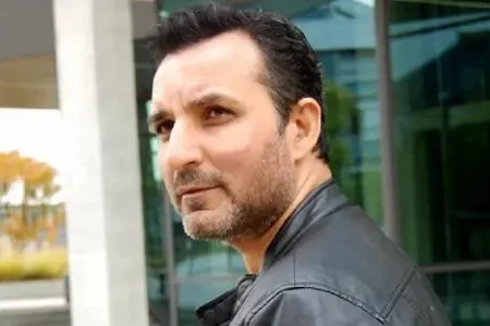 Rafet El Roman xalq mahnımızı fərqli oxudu - VİDEO