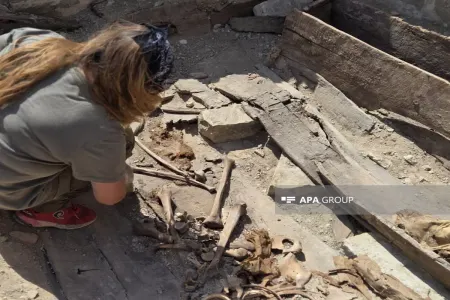 Naxçıvanda 10 nəfərə yaxın insanın qalıqları aşkarlandı - FOTOLAR