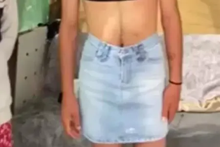 3 oğlana “yubka” geyindirib VİDEOya çəkdilər