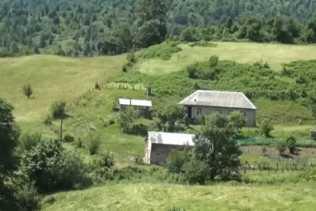 İtkin düşən kişinin meyiti dərədə - TAPILDI
