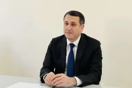 Nazir ona vəzifə verdi - FOTO