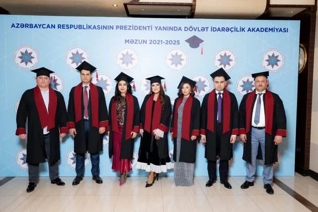 Rəsul Çunayev üçüncü dəfə məzun oldu