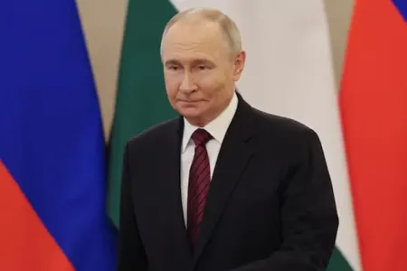 Putin Rusiya müsəlmanlarını təbrik etdi