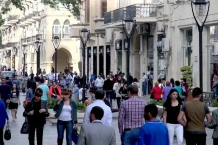 Azərbaycanda bu şəxslər pensiyaya daha tez çıxa bilər
