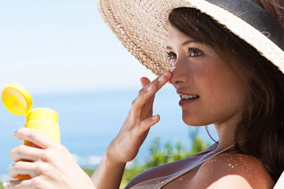 Günəşdə qaralmaq xərçəng riskini - ARTIRIR