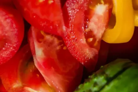 Pomidor bu formada yeyiləndə - təhlükəli olur