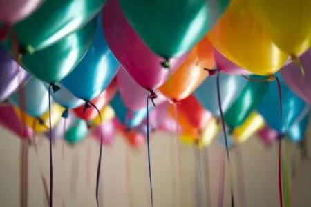 Helium şarı ad günündə azyaşlını öldürdü