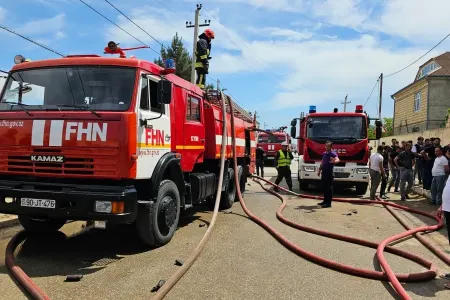 Babəkdə yaşayış evində yanğın oldu