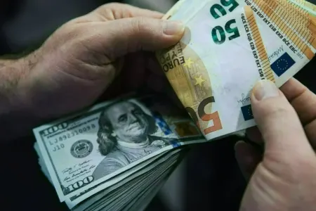 Dollar və avro - HƏFTƏ SONU MƏZƏNNƏSİ