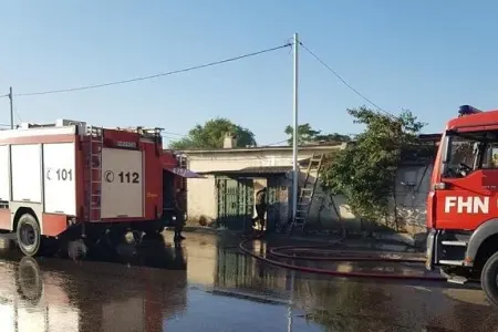 Hacıqabulda ev yandı