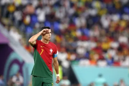 Ronaldu dünya rekordunu yenilədi
