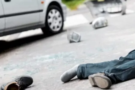 8 gün öncə avtomobilin vurduğu piyada öldü