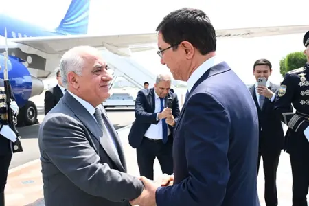 Əli Əsədov Özbəkistana getdi