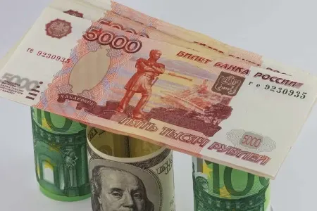 Rublu devalvasiya gözləyir - Bu tarixdən...