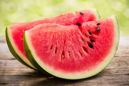 Azərbaycanda qarpızdan zəhərlənmə halları artıb - VİDEO