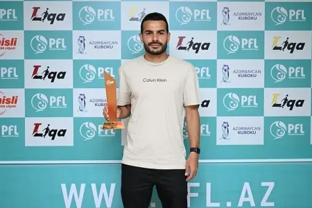 Emin Mahmudov mükafatlandırıldı