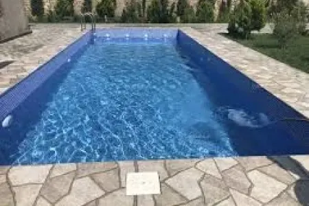 Astarada bədbəxt hadisə - 2 yaşlı uşaq hovuza düşdü