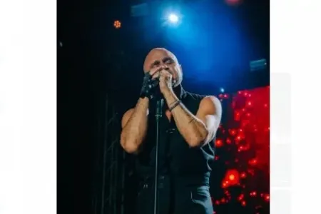 Miri Yusifin yağış altında baş tutan konserti – - Fotolar