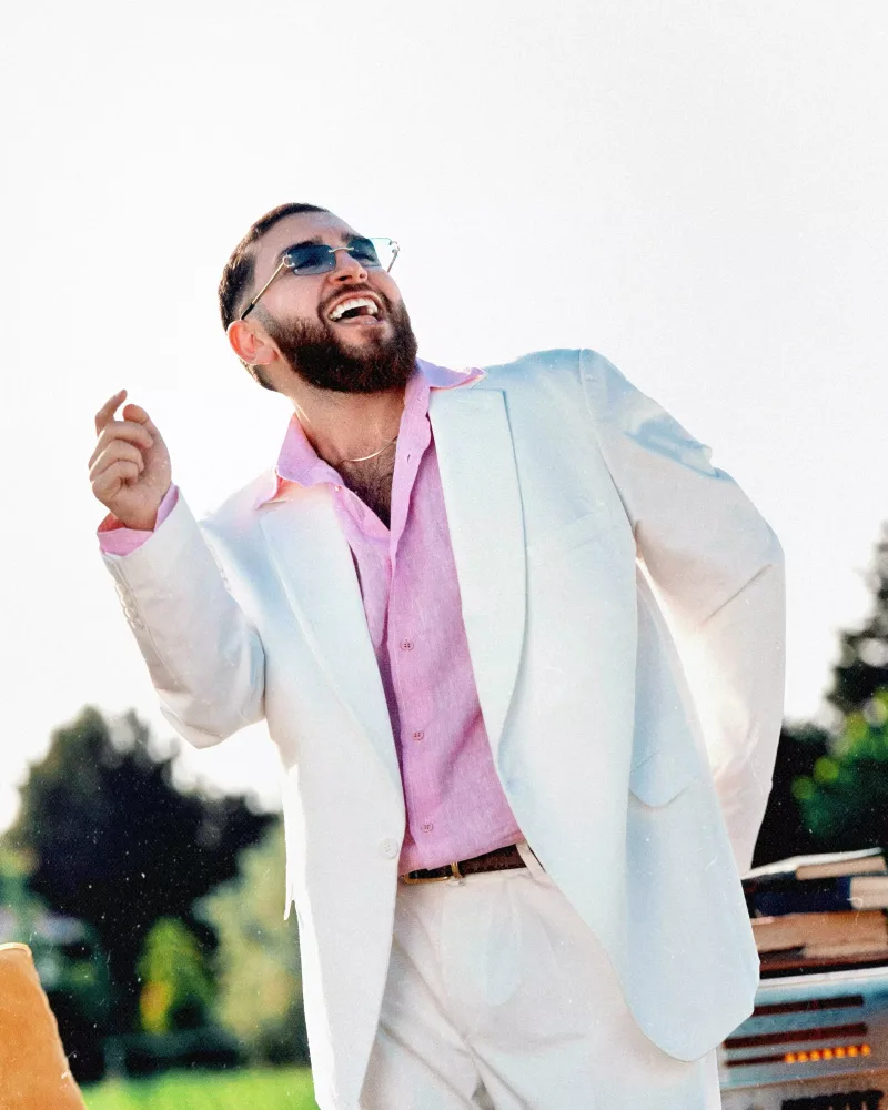 NURAN “Özəl biri”ndən oxudu