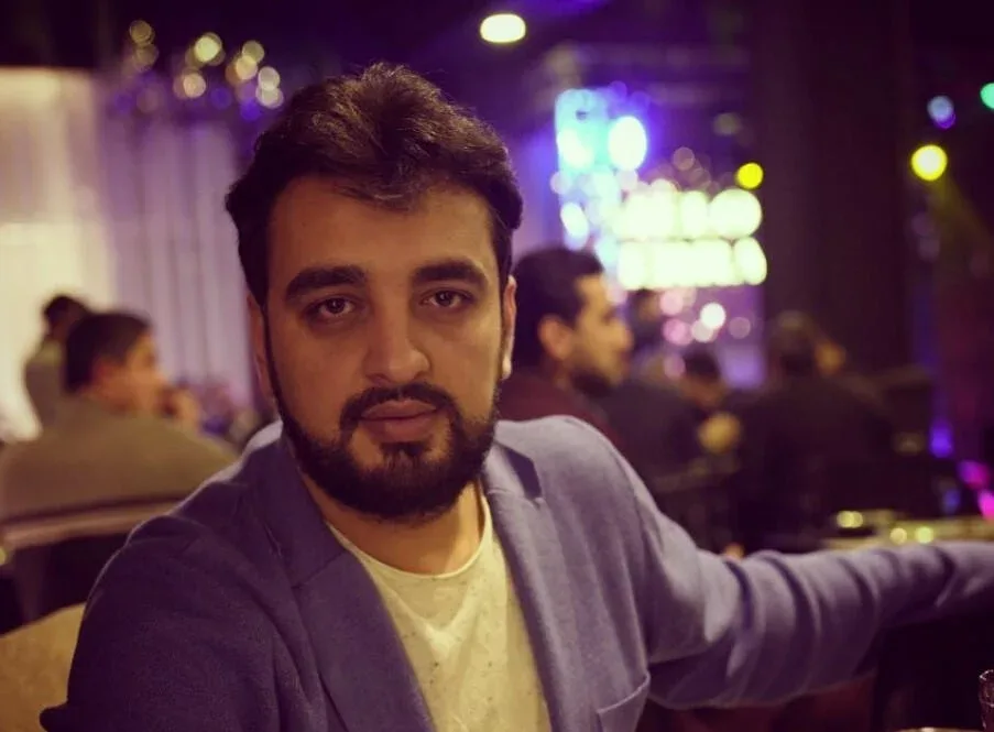 Aparıcı Zaur "Range Rover" ilə qəzaya düşdü