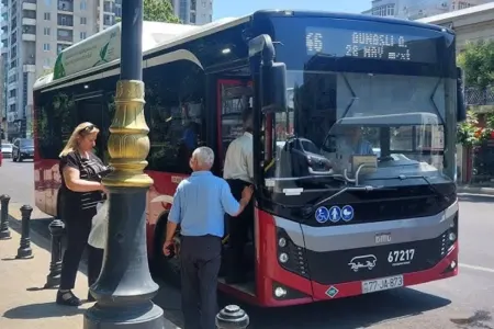 "BakuBus"dan istifadə edənlərin - NƏZƏRİNƏ