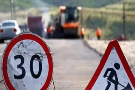 Bakının bu yollarında hərəkət məhdudlaşır - SİYAHI