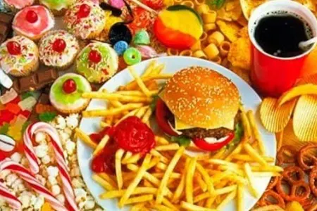 Xərçəngə səbəb ola biləcək - 6 QİDA