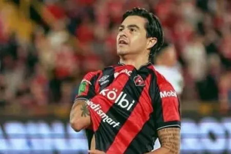 "Qarabağ" Dieqo Kamposu transfer edir?
