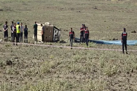 Türkiyədə iki hava şarı qəzaya uğradı
