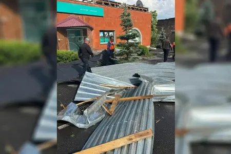 Güclü qasırğa Ermənistanda şəhəri ALT-ÜST ETDİ