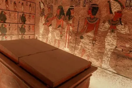 Dəhşətli kəşf: - 11 nəfərlik məzar TAPILDI