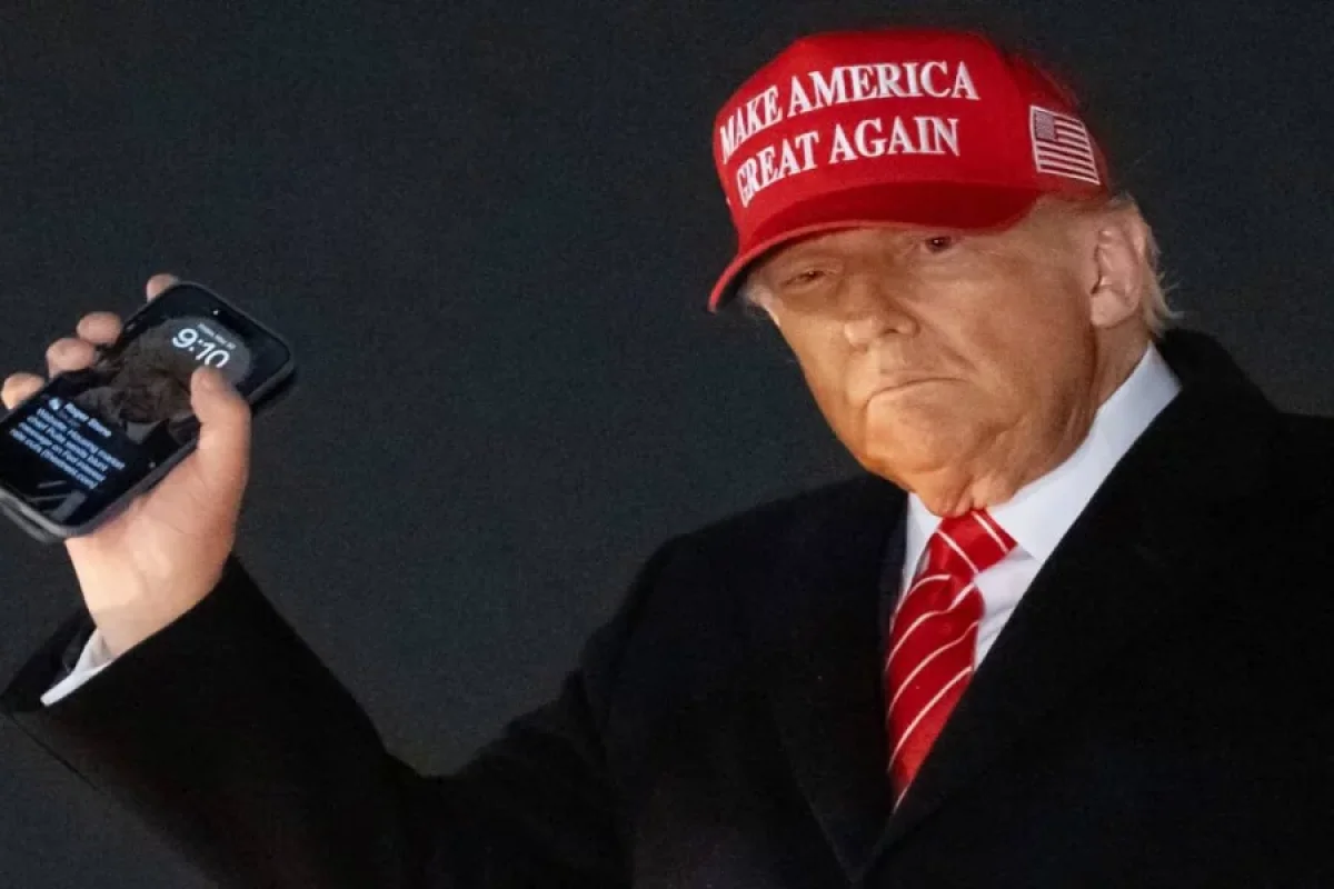 Yeni şirkət yaradır: - "Trump Mobile"