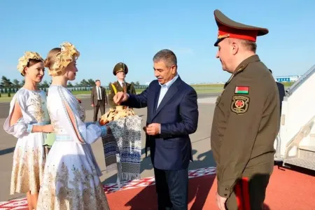 Zakir Həsənov Belarusa getdi