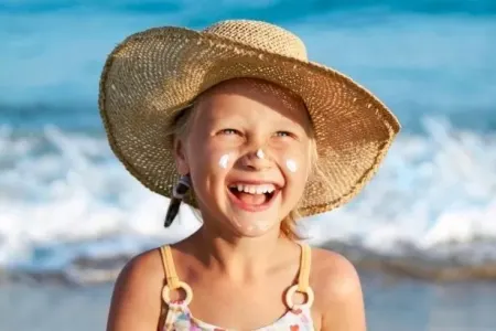 Günəşlənməyin faydaları və zərərləri - AÇIQLANDI