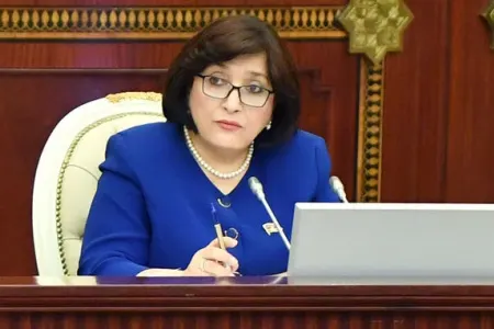 Sahibə Qafarovaya şərəf medalı təqdim olundu