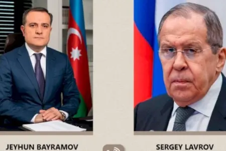 Bayramov Lavrovla İrandan danışdı