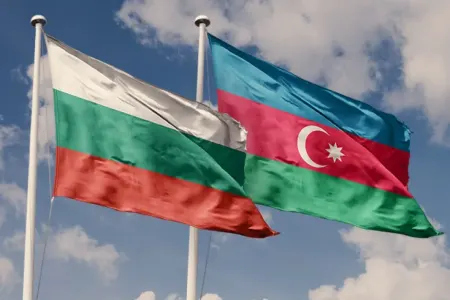 Bolqarıstan İrandakı səfirliyini Azərbaycana - KÖÇÜRDÜ