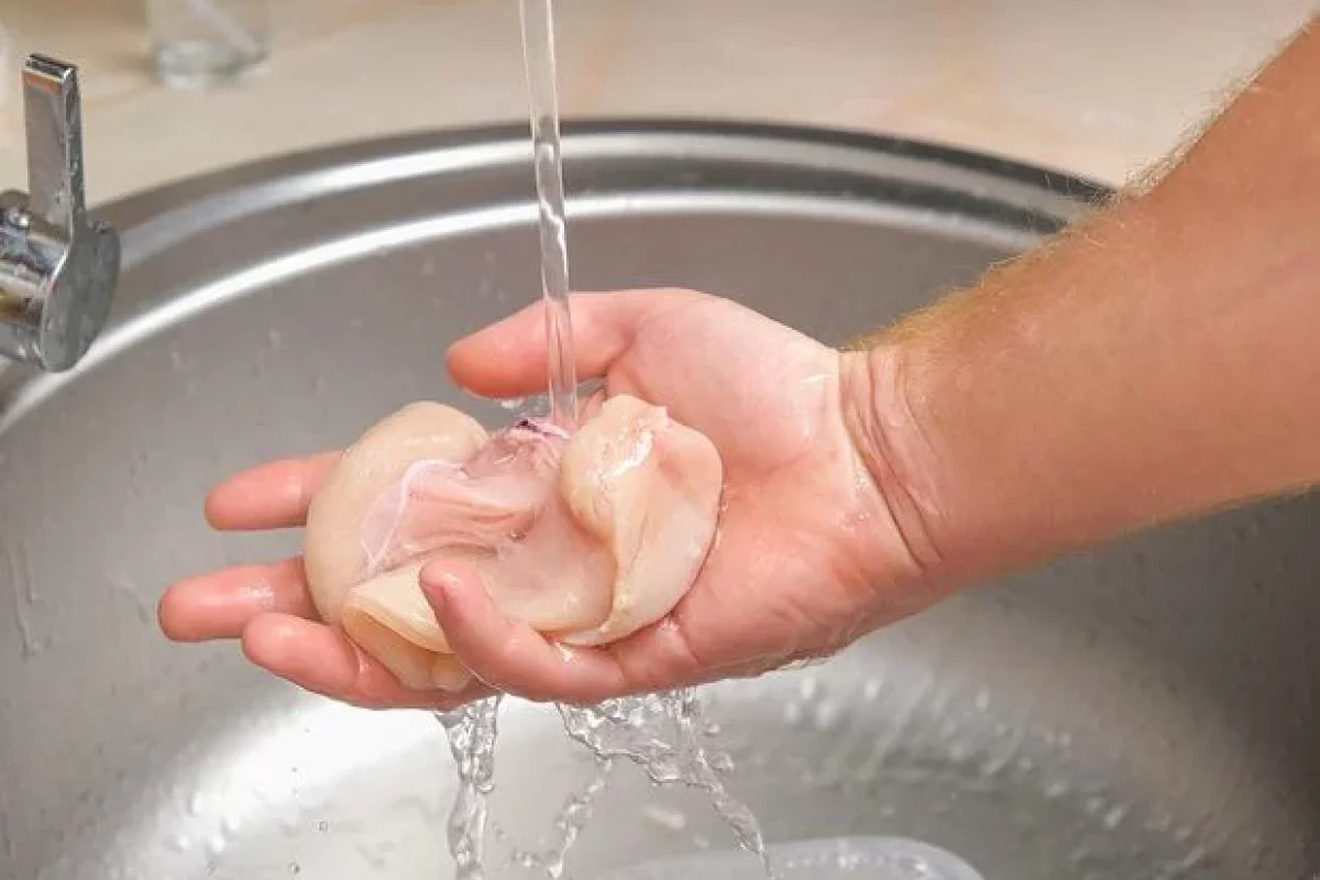 Əti bişirməzdən əvvəl yumaq lazımdır?